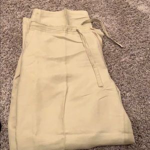 Men’s linen pants.